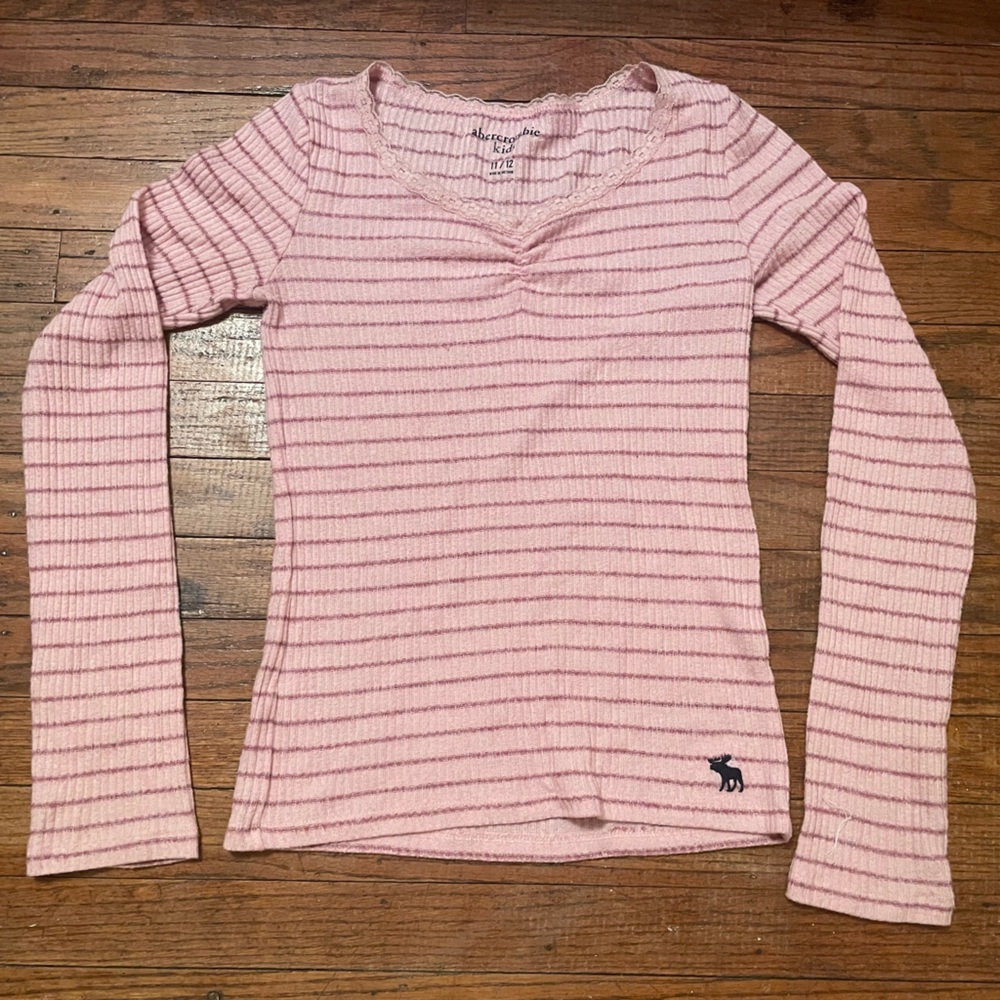 FREE with bundle A + F Long Sleeve